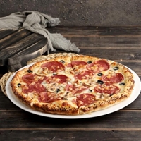 پیتزا پپرونی